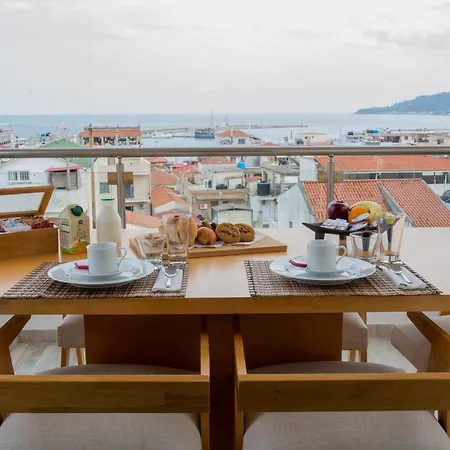 Azante Boutique Suites Hotel 3*
